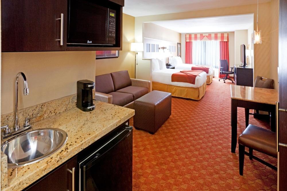 Holiday Inn Express Hotel & Suites Plano West - Frisco By Ihg Exterior photo