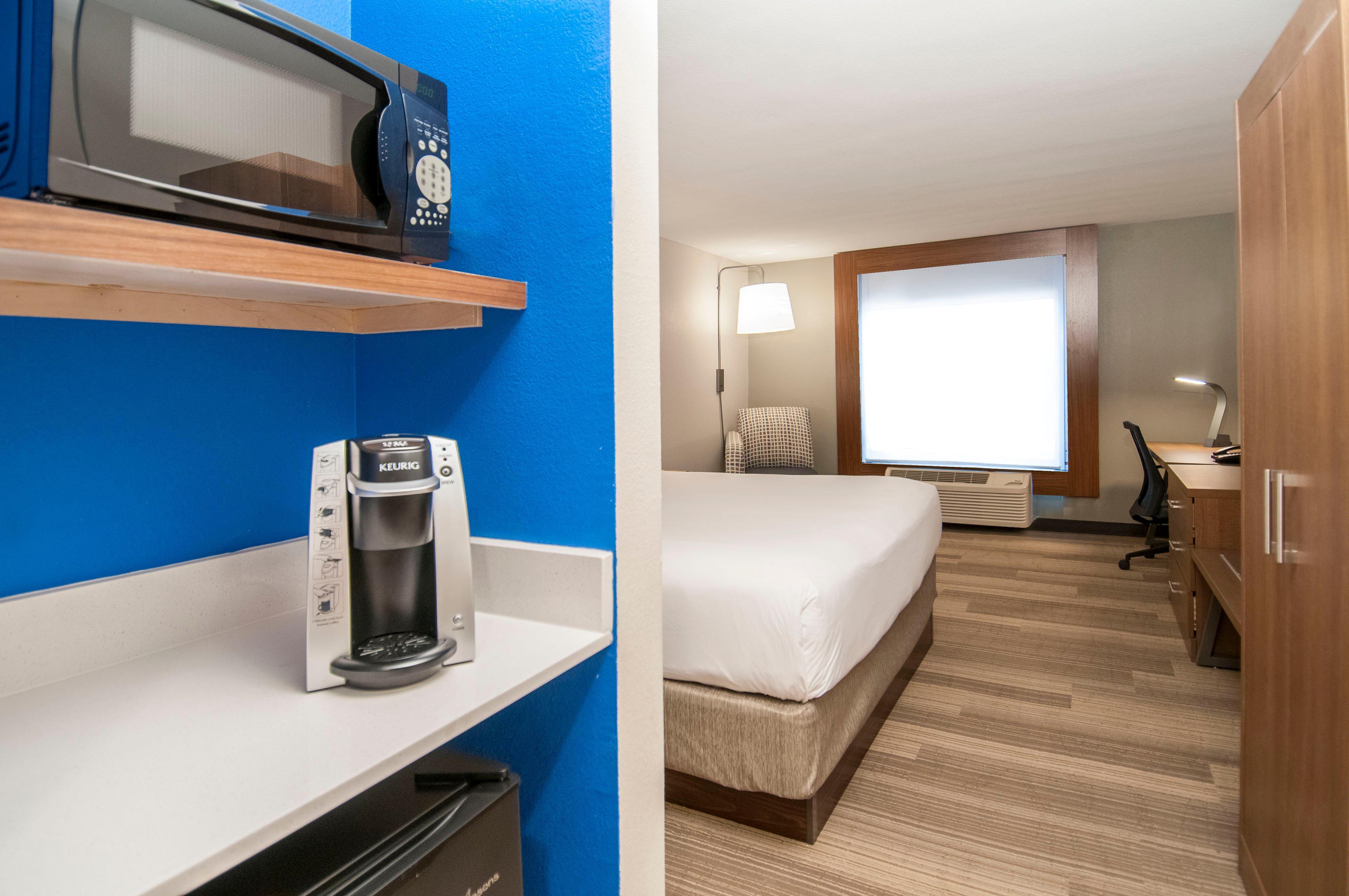 Holiday Inn Express Hotel & Suites Plano West - Frisco By Ihg Exterior photo