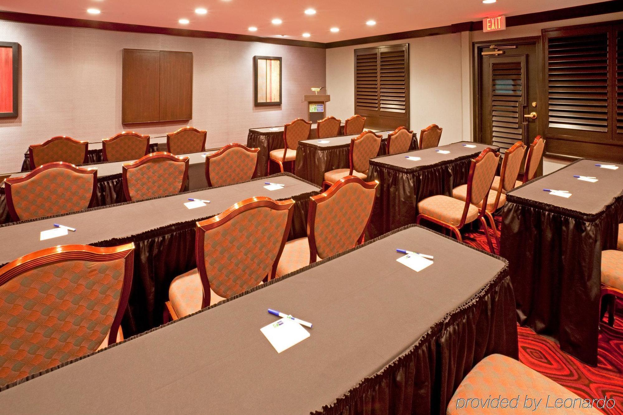 Holiday Inn Express Hotel & Suites Plano West - Frisco By Ihg Facilities photo